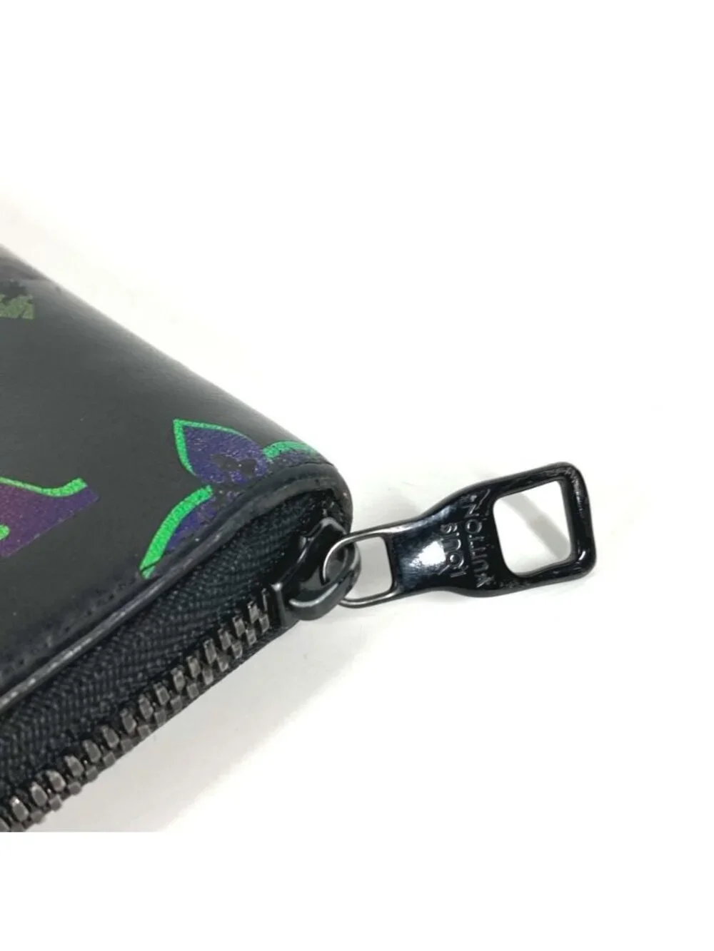 Louis Vuitton Wallet Zippy Vertical Leather Black